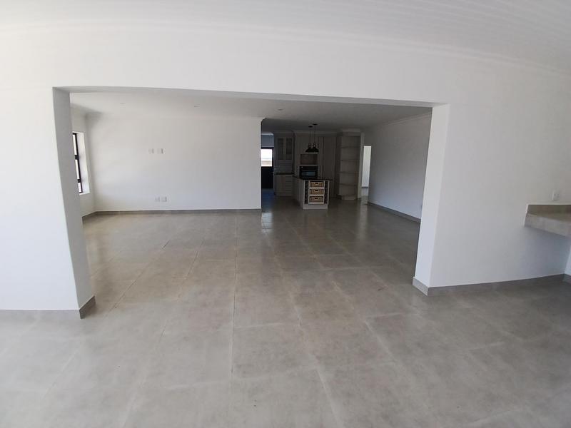 3 Bedroom Property for Sale in Stilbaai Wes Western Cape